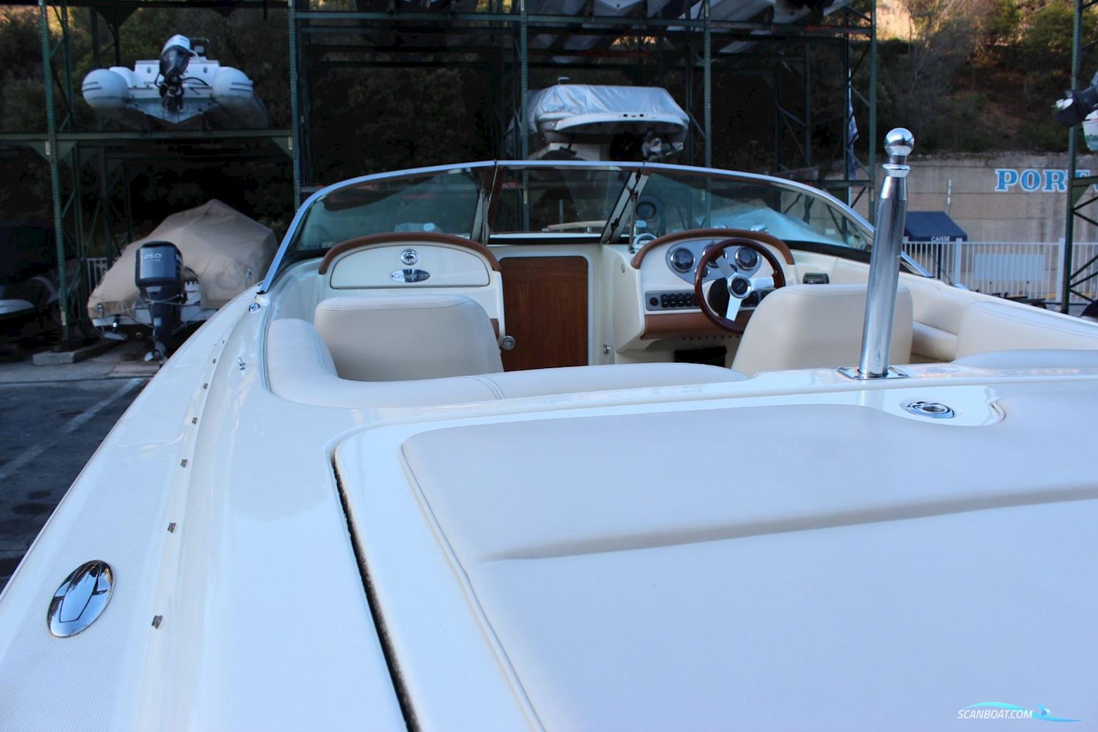 Chris-Craft Corsair 22