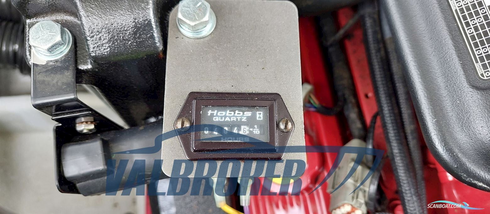 CHRIS CRAFT CORSAIR 25