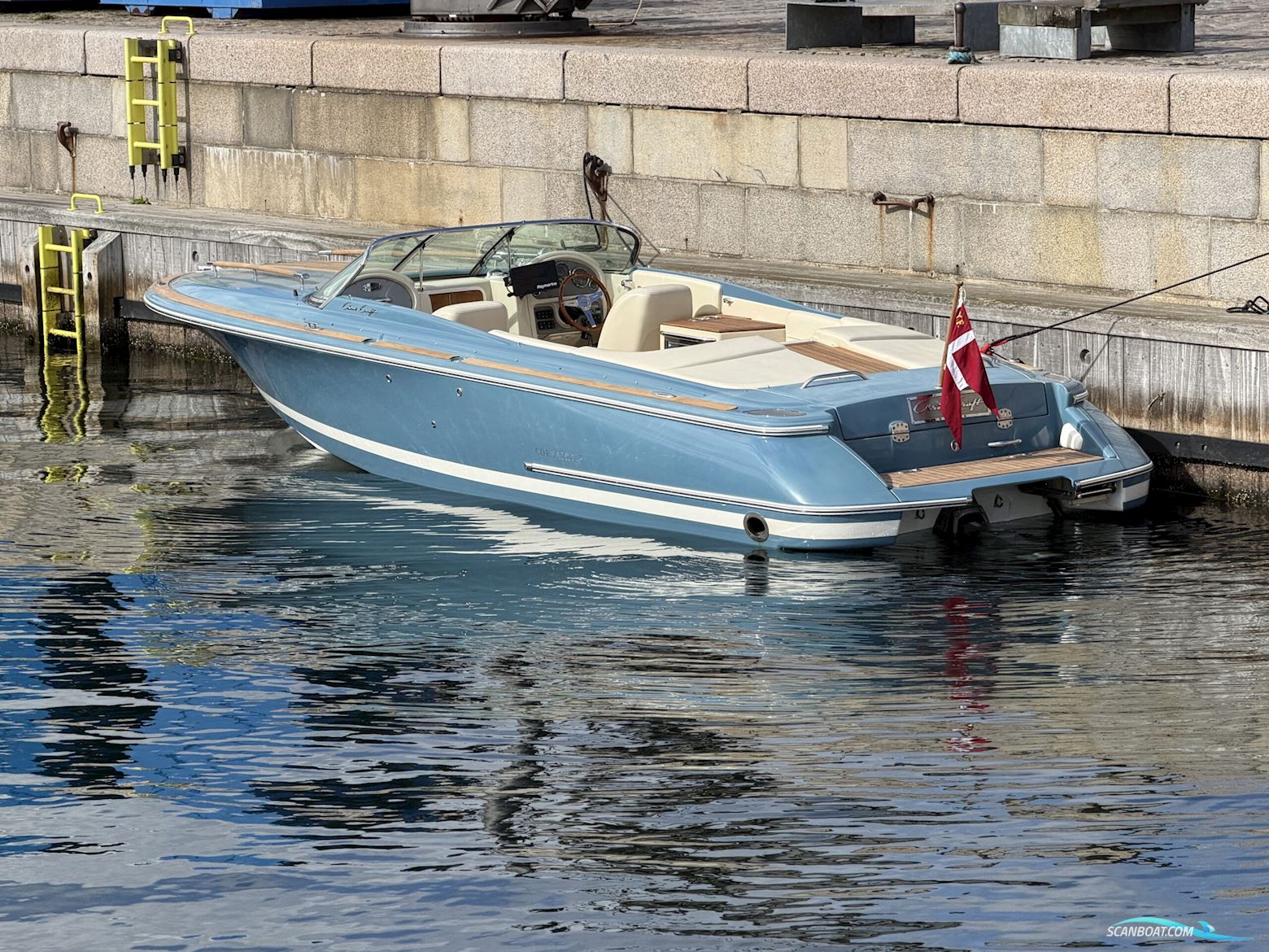 Chris Craft Corsair 25