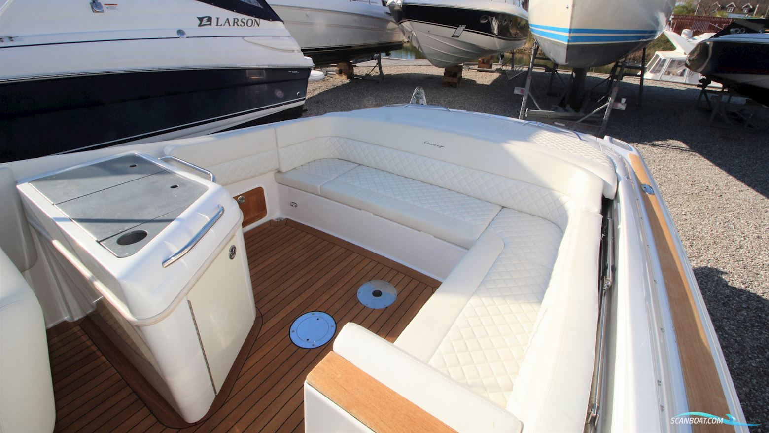 Chris Craft Corsair 28