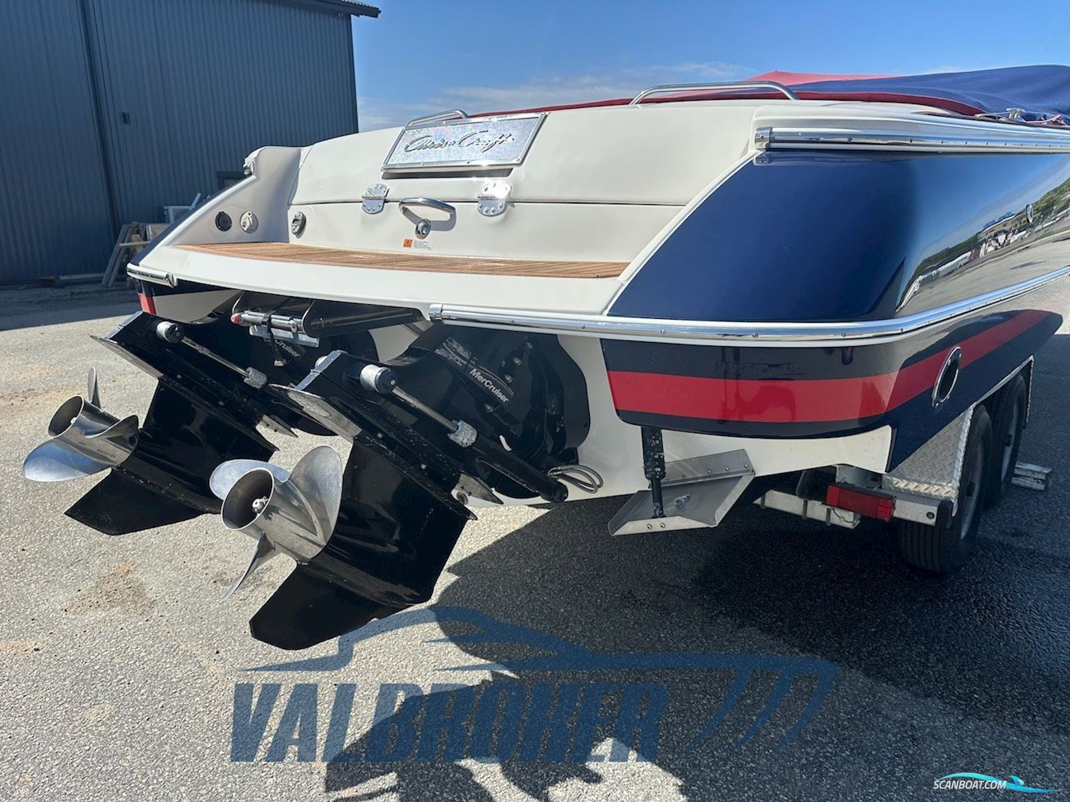 CHRIS CRAFT CORSAIR 28
