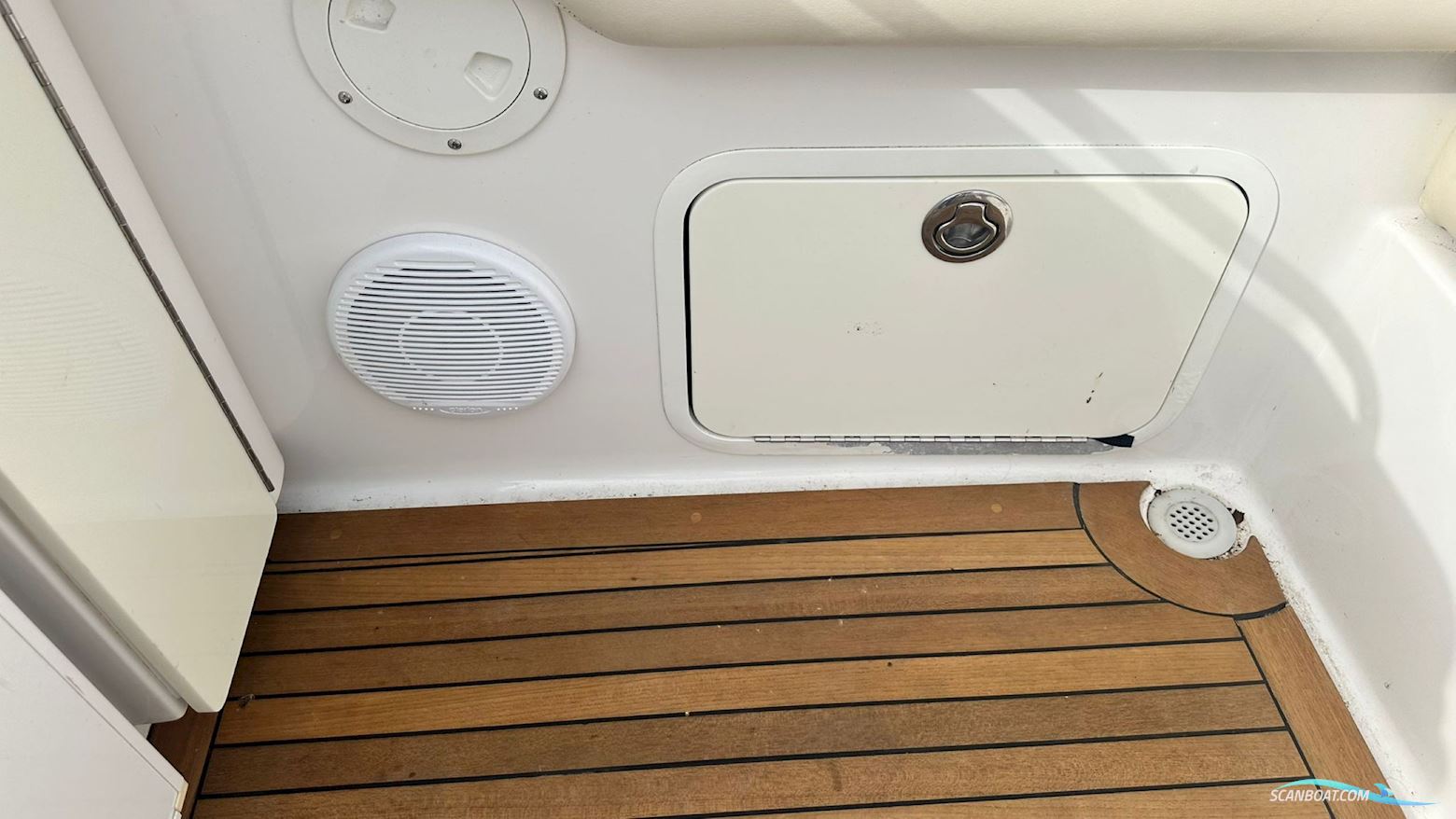 Chris Craft Corsair 28