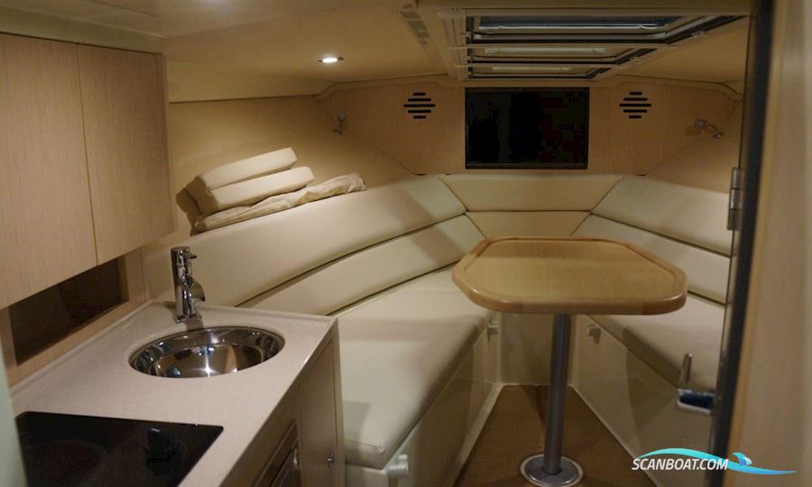 Chris-Craft Corsair 32