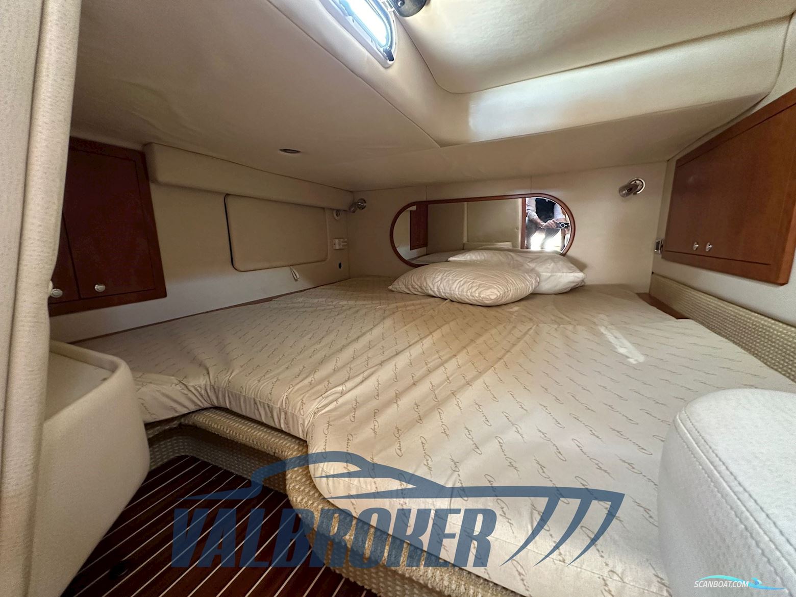 CHRIS CRAFT CORSAIR 36