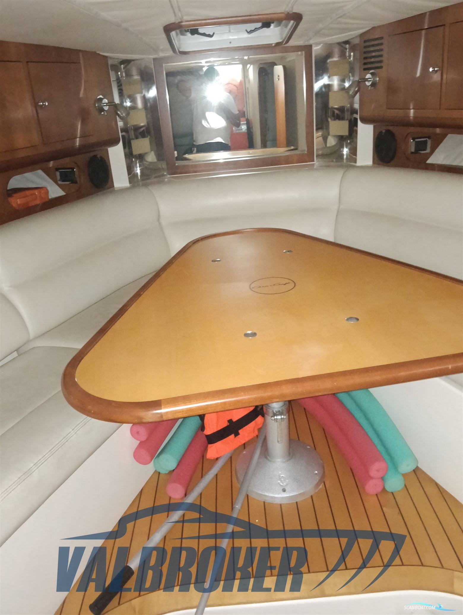 CHRIS CRAFT CORSAIR 36