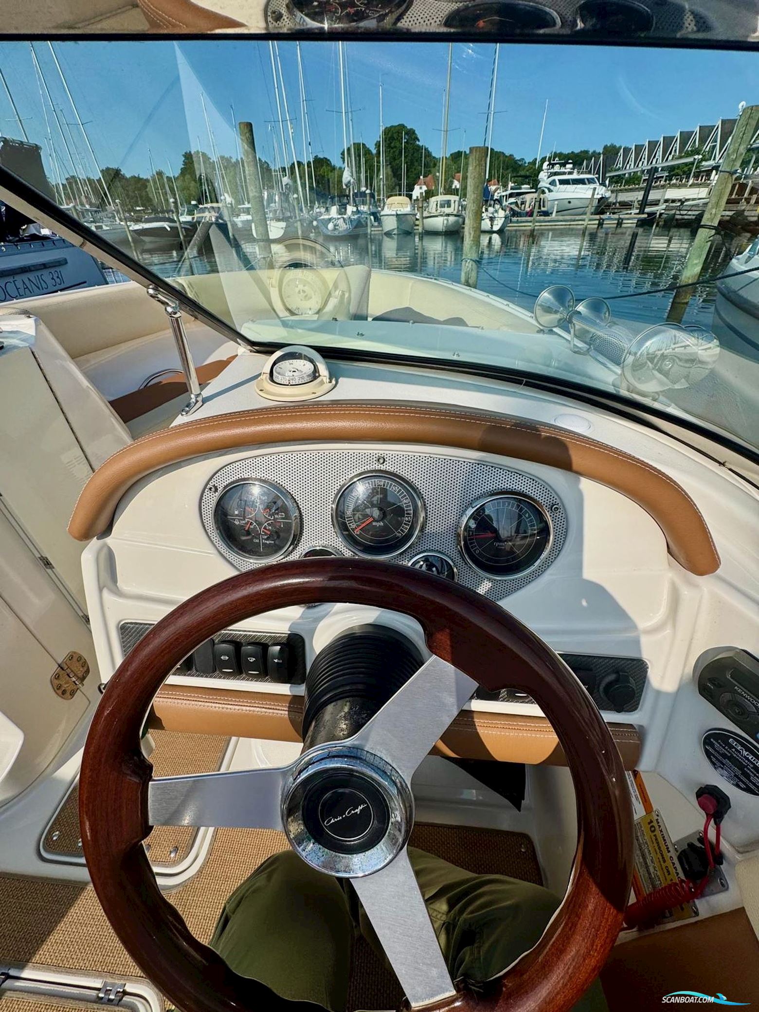 Chris Craft Launch 25