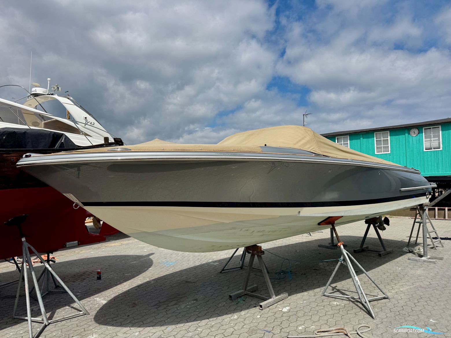 Chris Craft Launch 25
