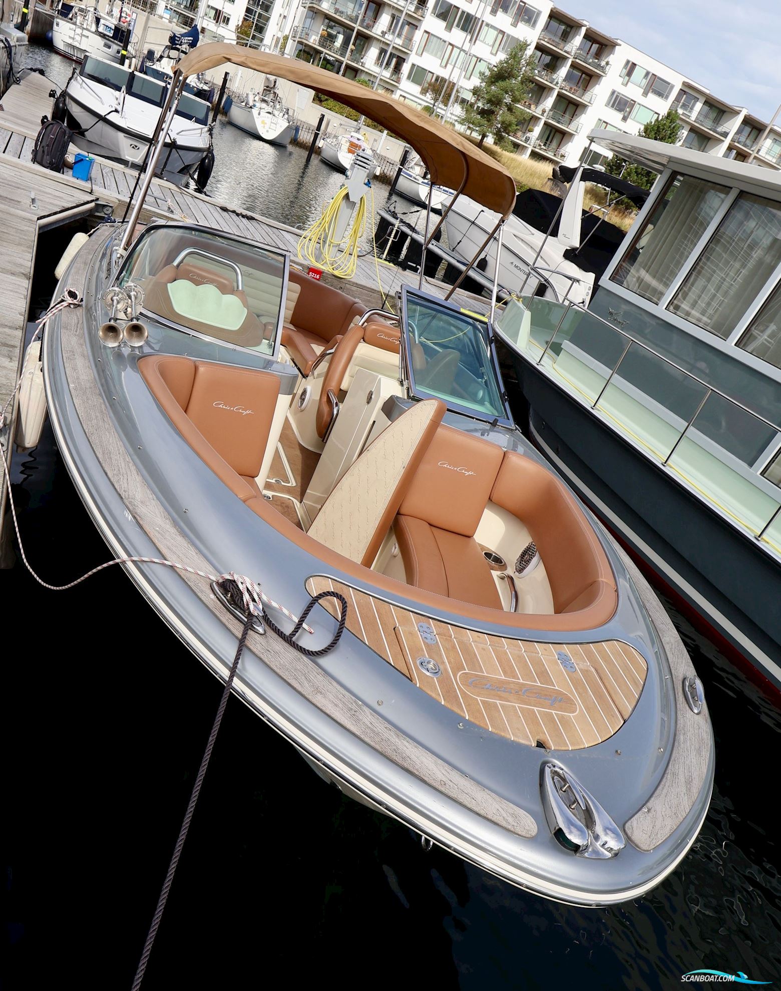 Chris Craft Launch 25
