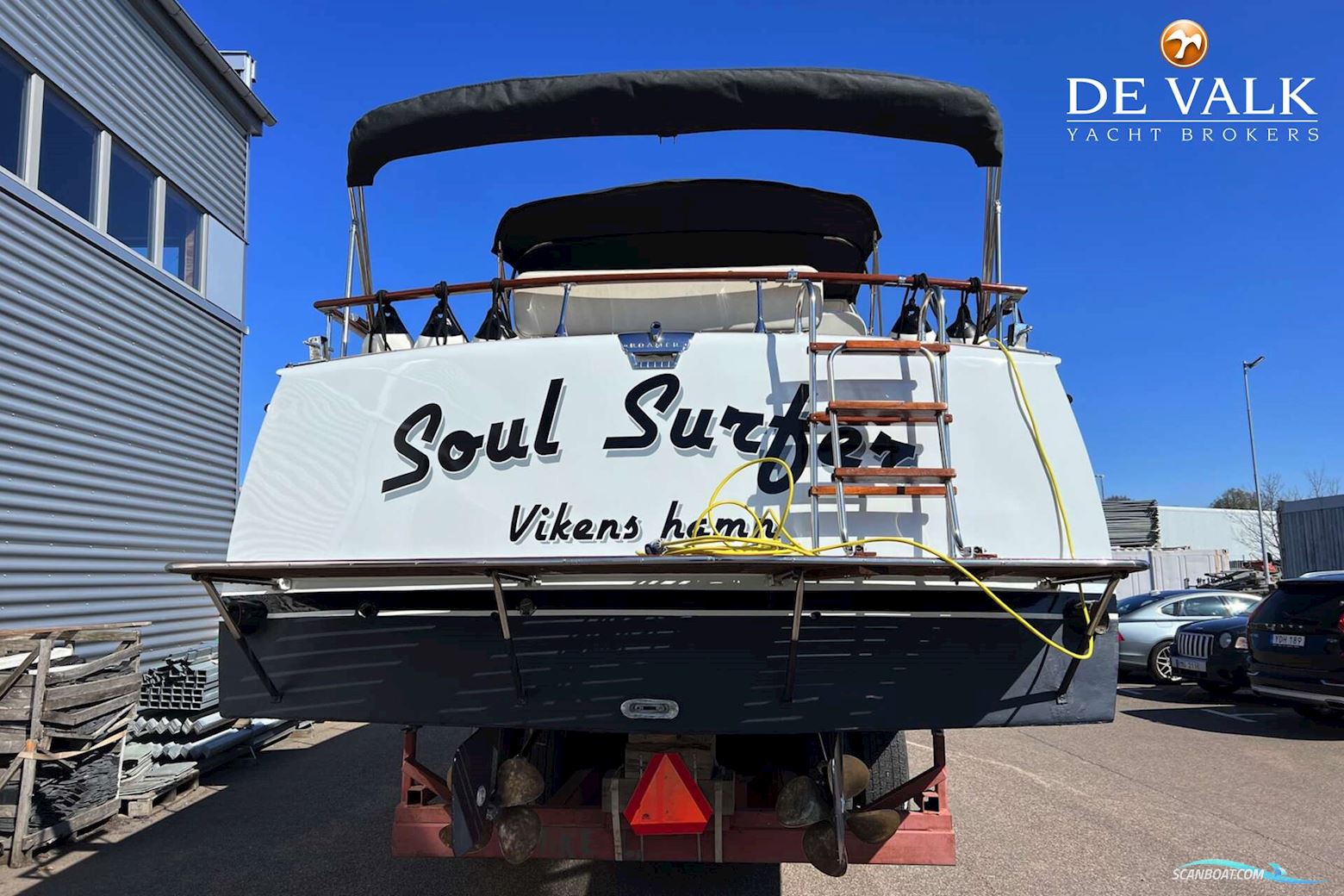 Chris-Craft Roamer Express Deluxe