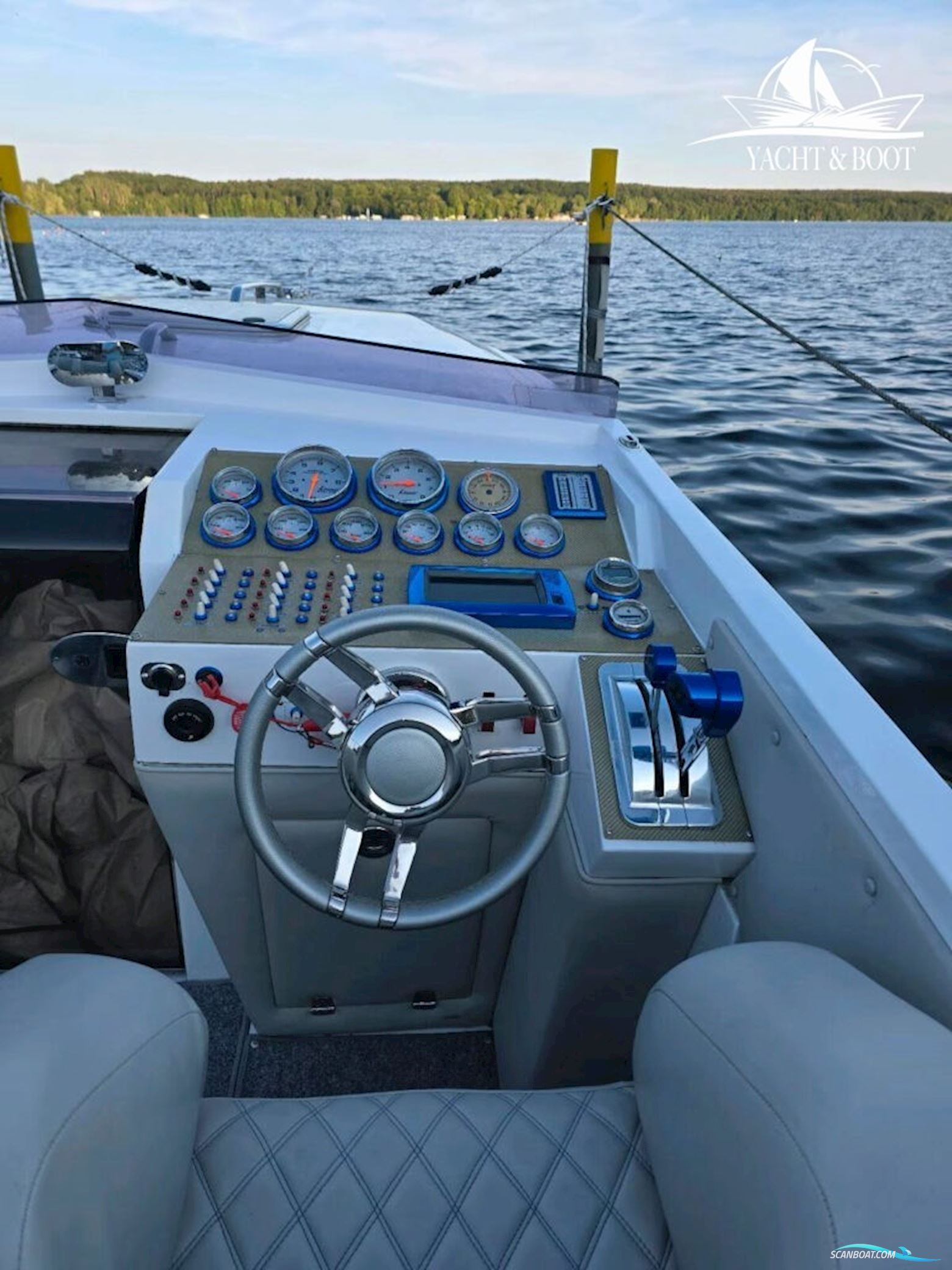 CHRIS CRAFT Scorpion 260 SL