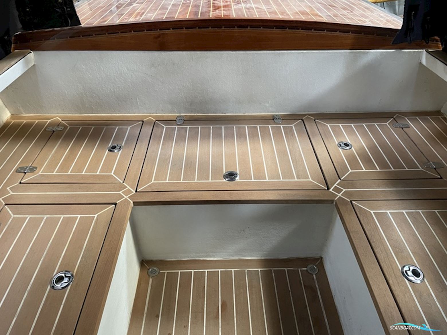 Classic Elegant Speedboat