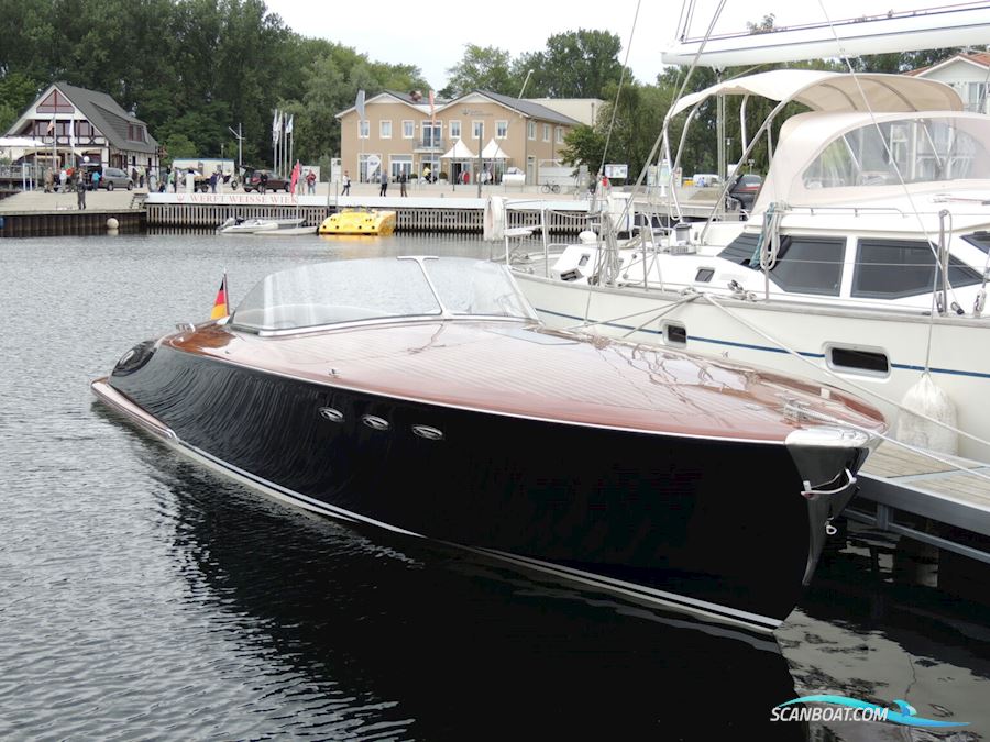 Classic Runabout Motorbåd 2012, med Yanmar motor, Tyskland