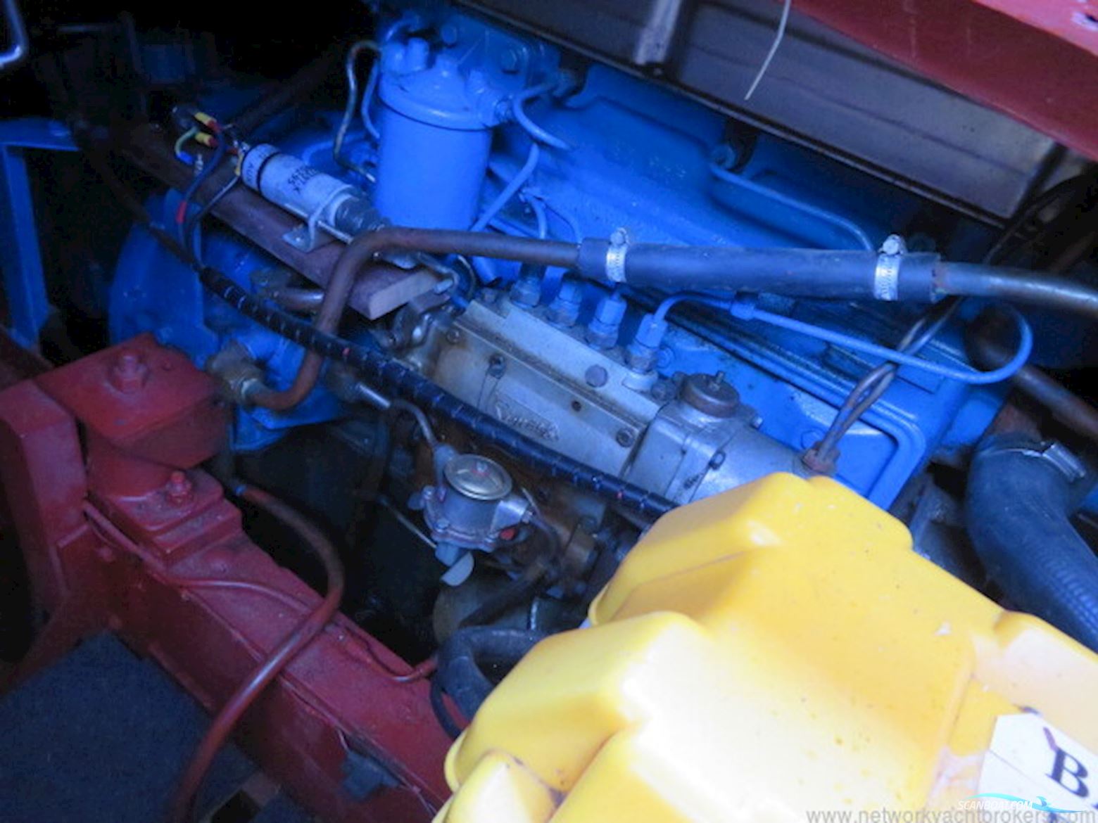 Classic Wooden Launch