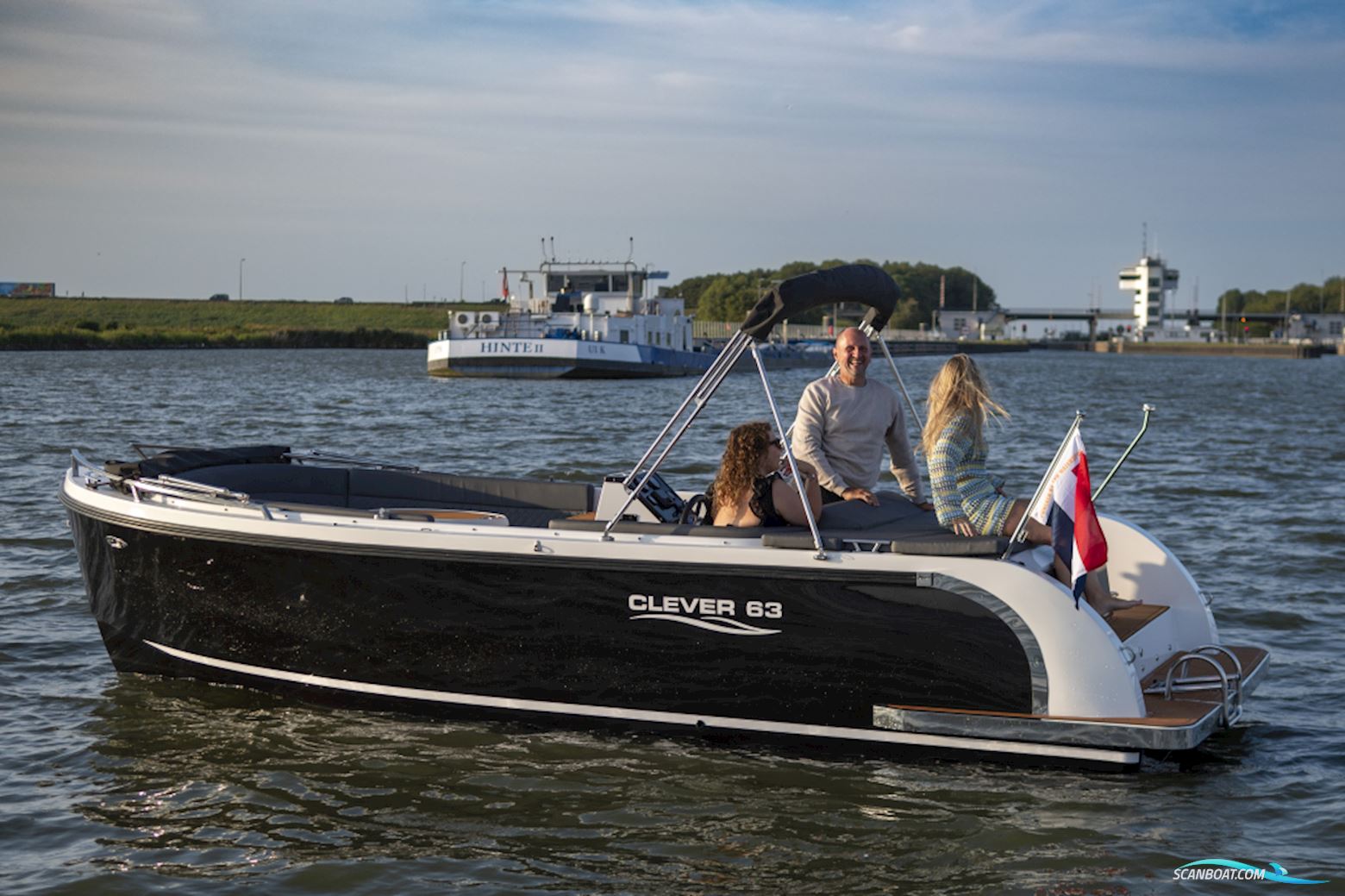 Clever 63 Tender Boot Düsseldorf deal! Motorbåd 2025, med Suzuki motor, Holland