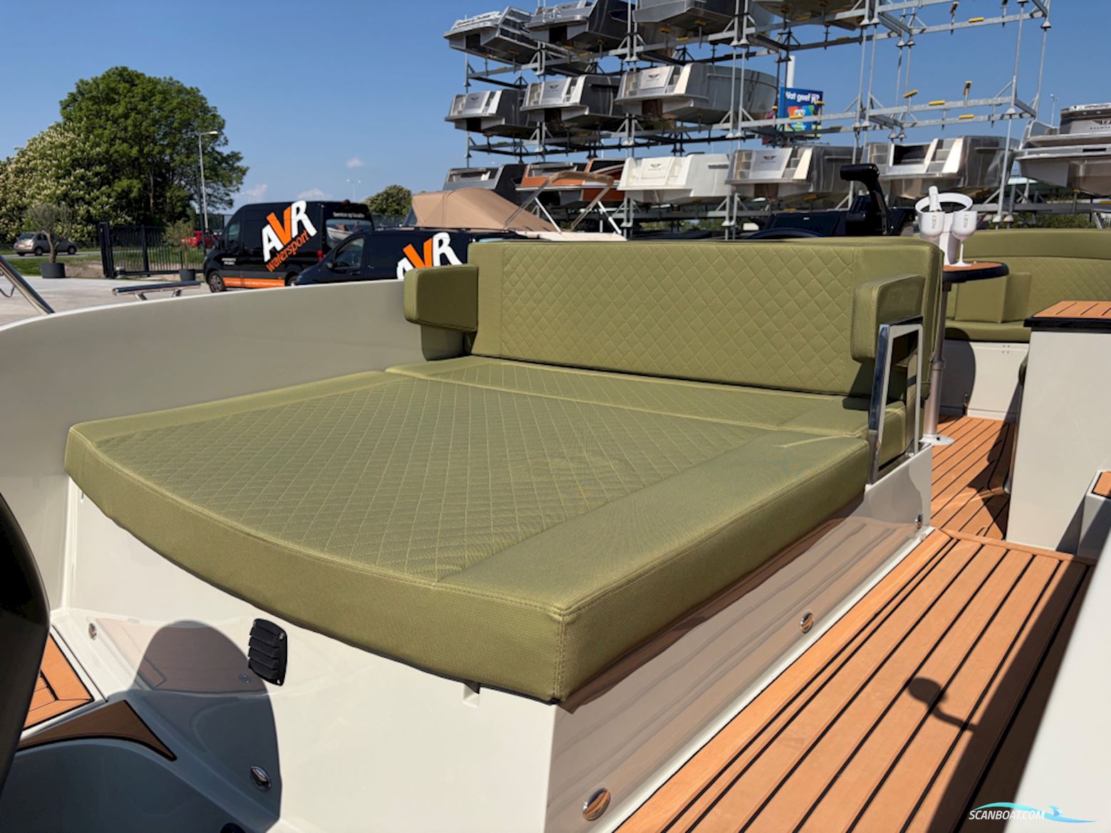 Clever 65s Tender Voorraad Boot