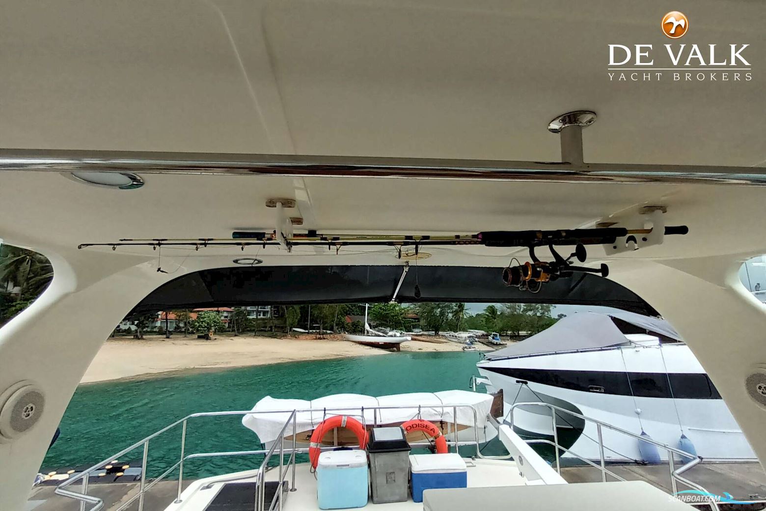 Clipper Motor Yachts Cordova 52