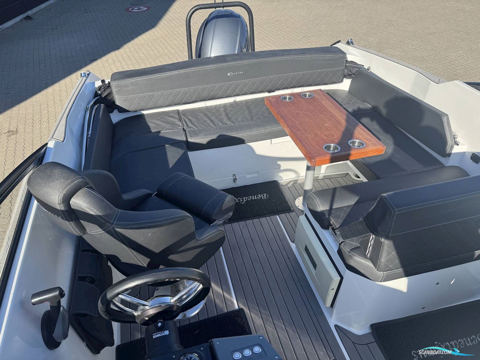 Coaster 600 BR - 175 HK Yamaha/Udstyr