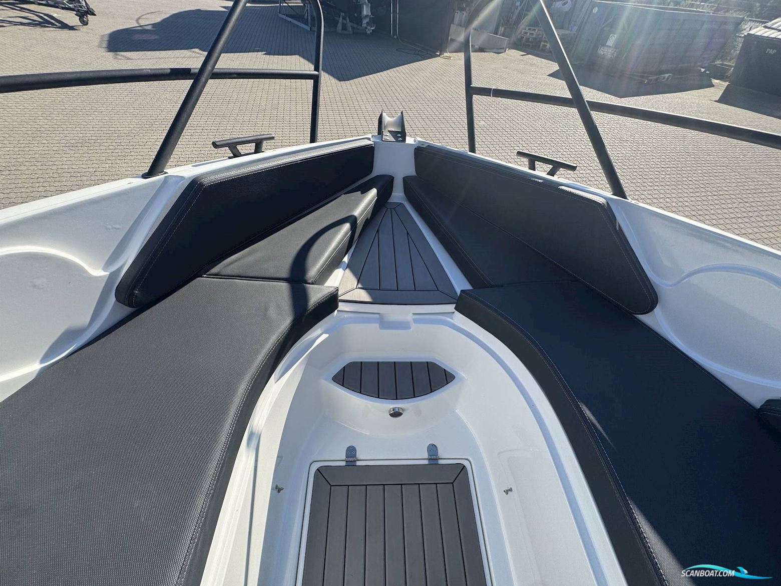 Coaster 600 BR - 175 HK Yamaha/Udstyr