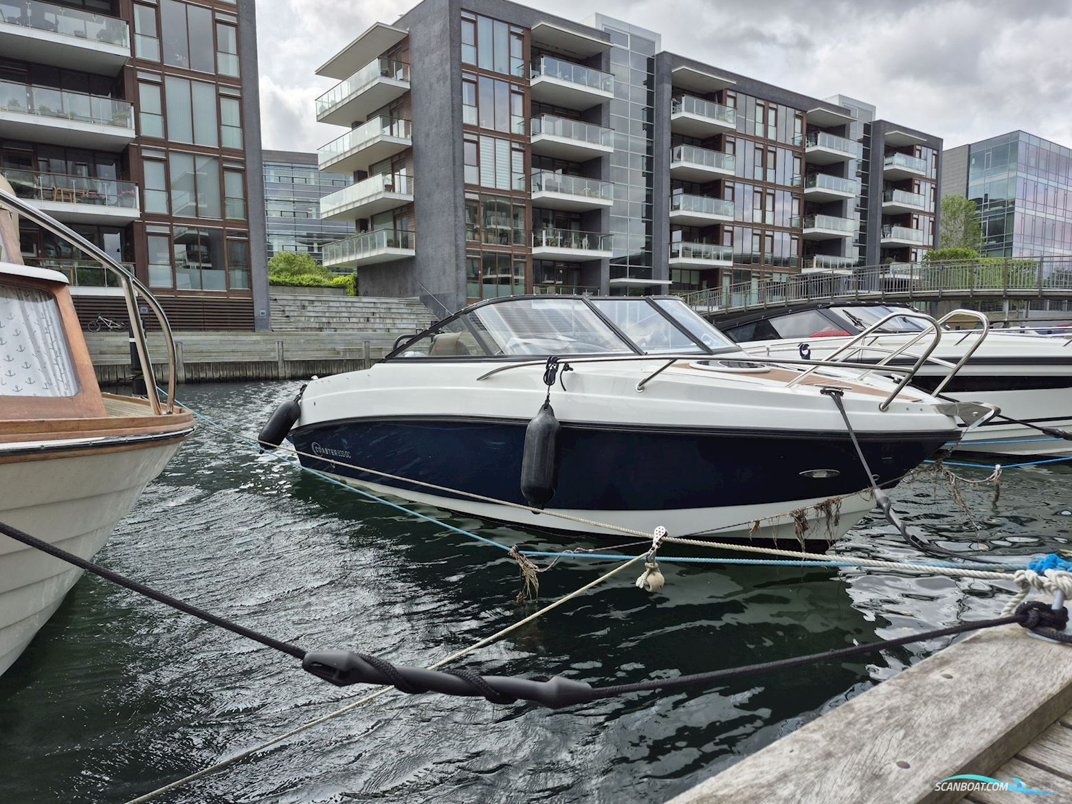 Coaster 600 DC Day Cruiser