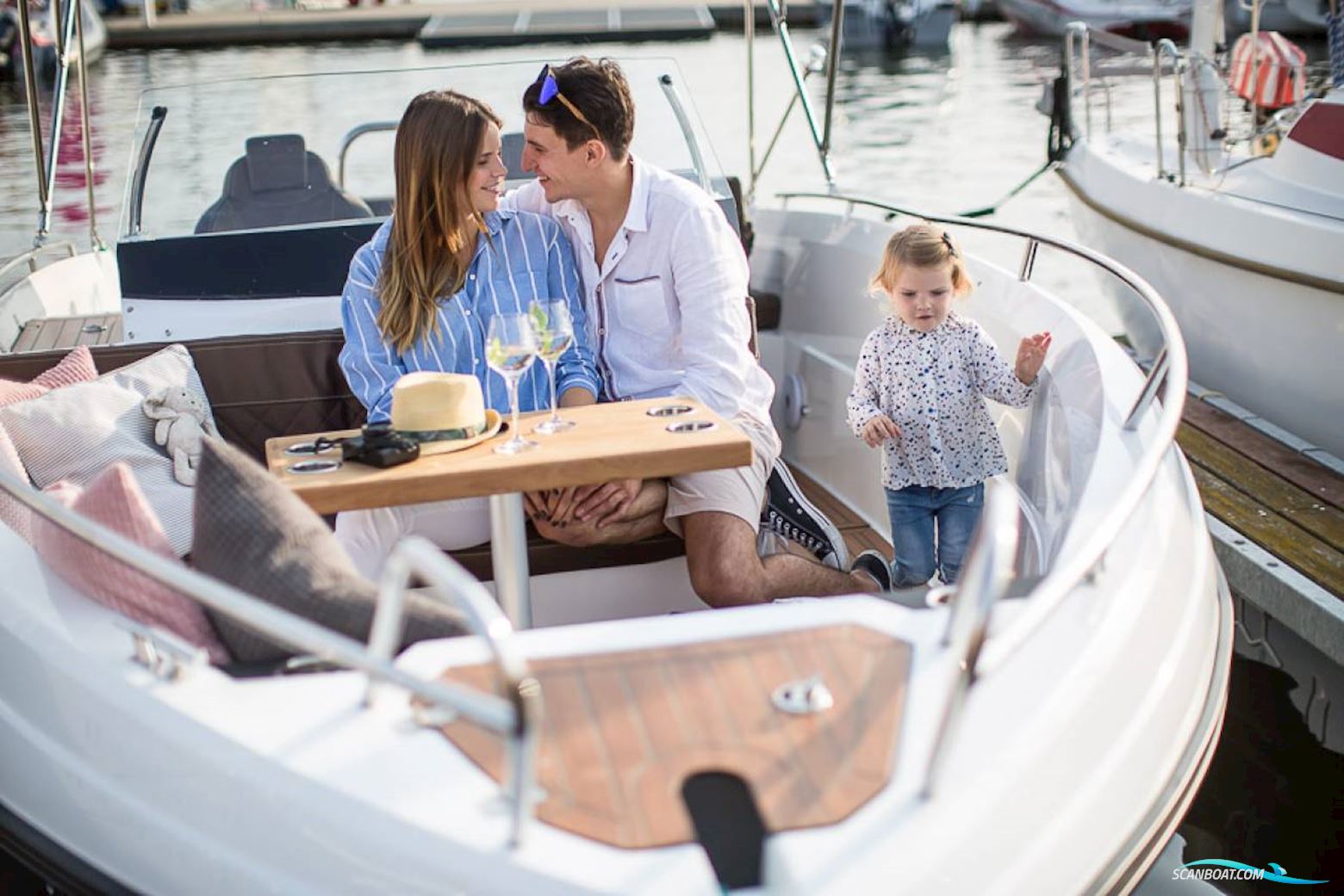 Coaster 640 SC - Yamaha F100