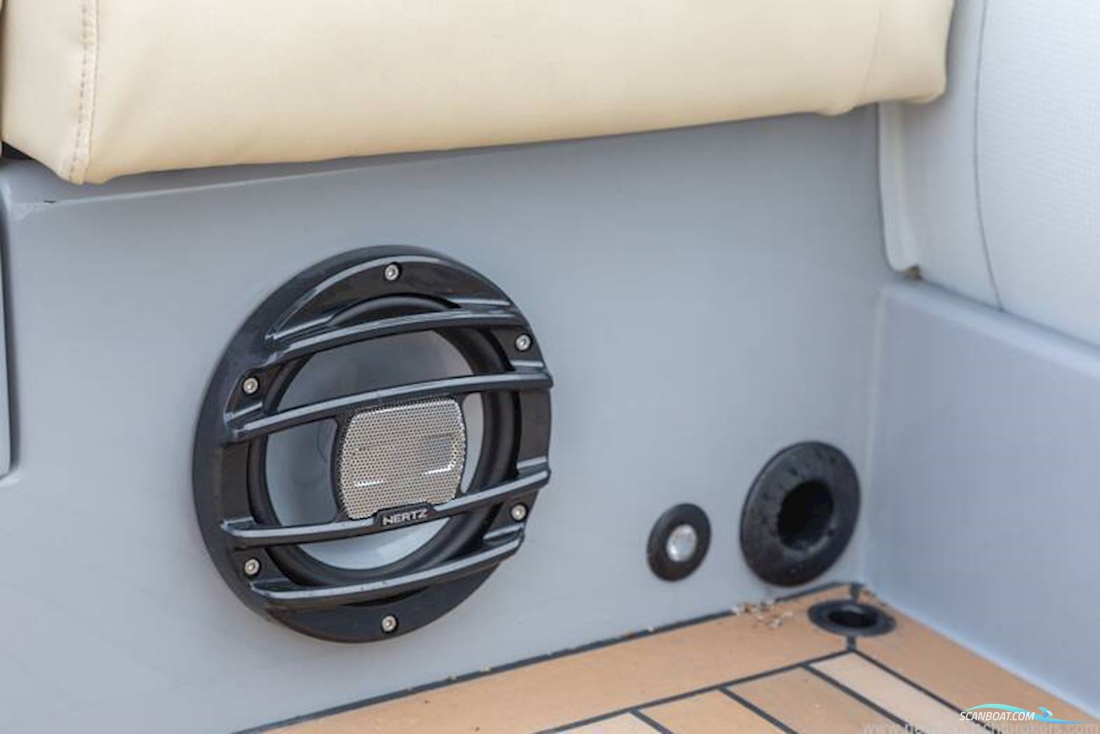 COBRA 9.7 Nautique TWISTED