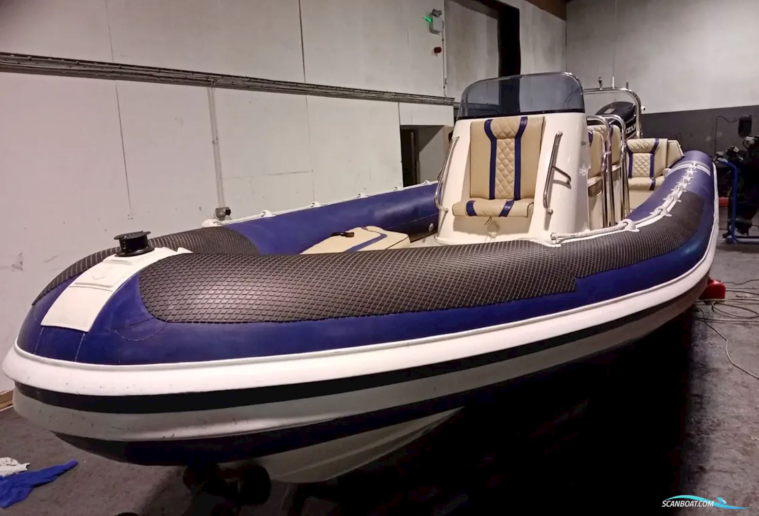 Cobra Nautique 8.5 Motorbåd 2004, med Sukuki motor, Irland
