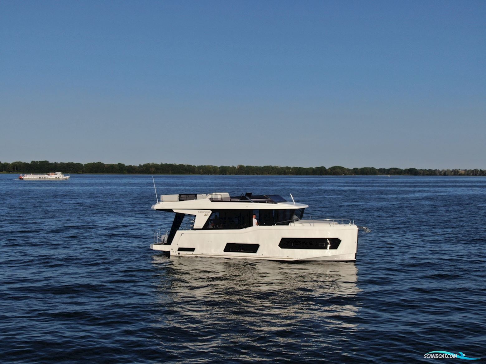 Cobra Yachts Campione 41 Fly