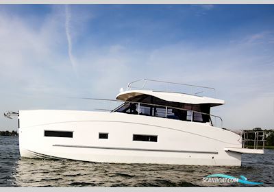 Cobra Yachts Futura 36 Motorbåd 2026, med Standaard geleverd met een 80pk sterke Yanmar dieselmotor
Optioneel te verkrijgen met een 170pk sterke Yanmar dieselmotor motor, Holland