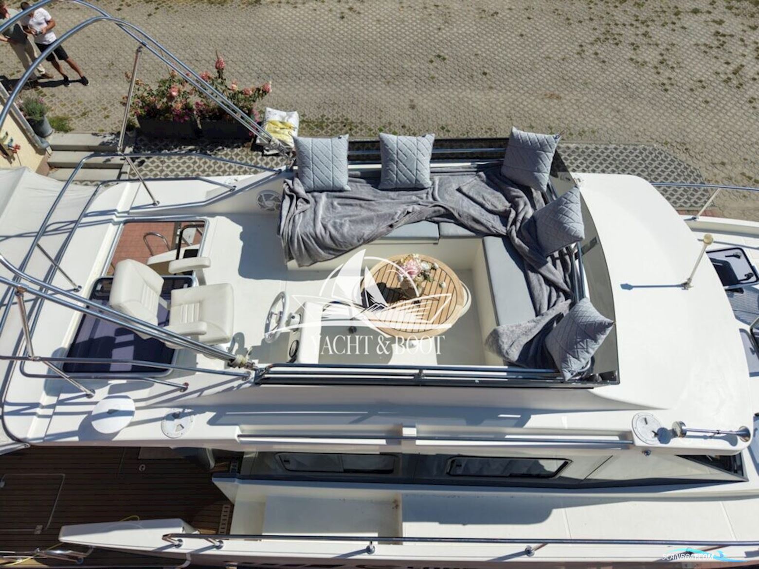 COBRA YACHTS FUTURA 40