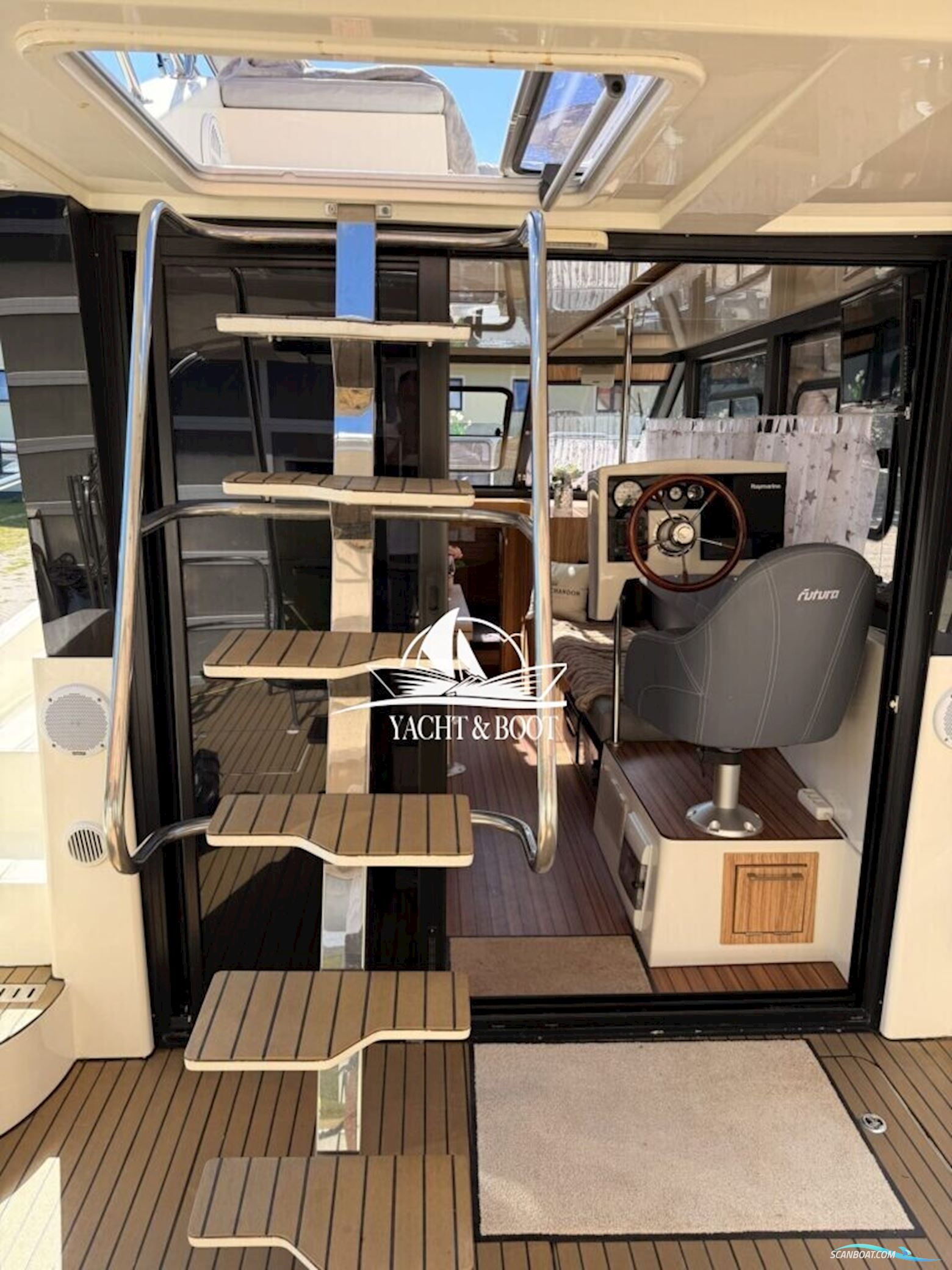 COBRA YACHTS FUTURA 40