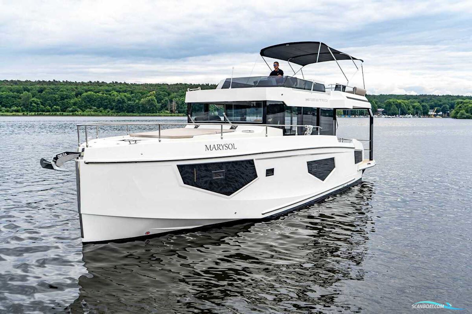 Cobra Yachts Maestro 42 Fly Motorbåd 2026, Holland