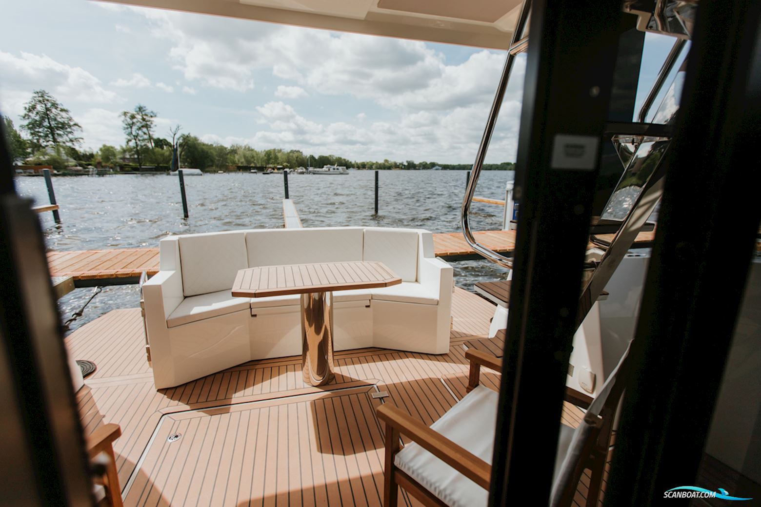 Cobra Yachts Seamaster 45