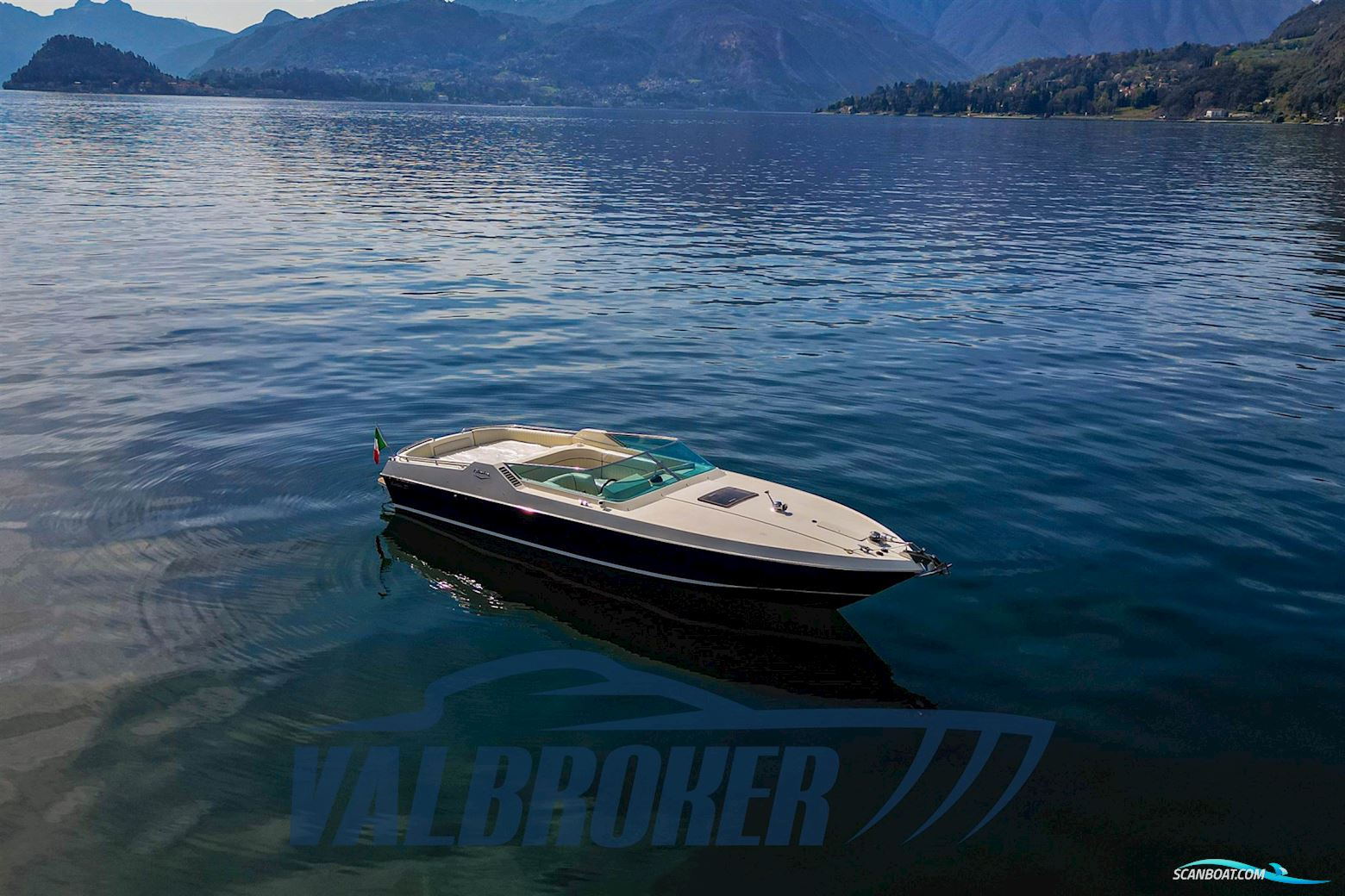 Colombo Antibes 27 Motorbåd 1982, med Mercury Mcm 228 motor, Italien