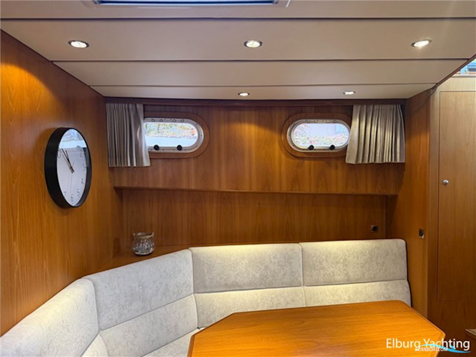 Combi Exclusive 1500 Open Kuip 