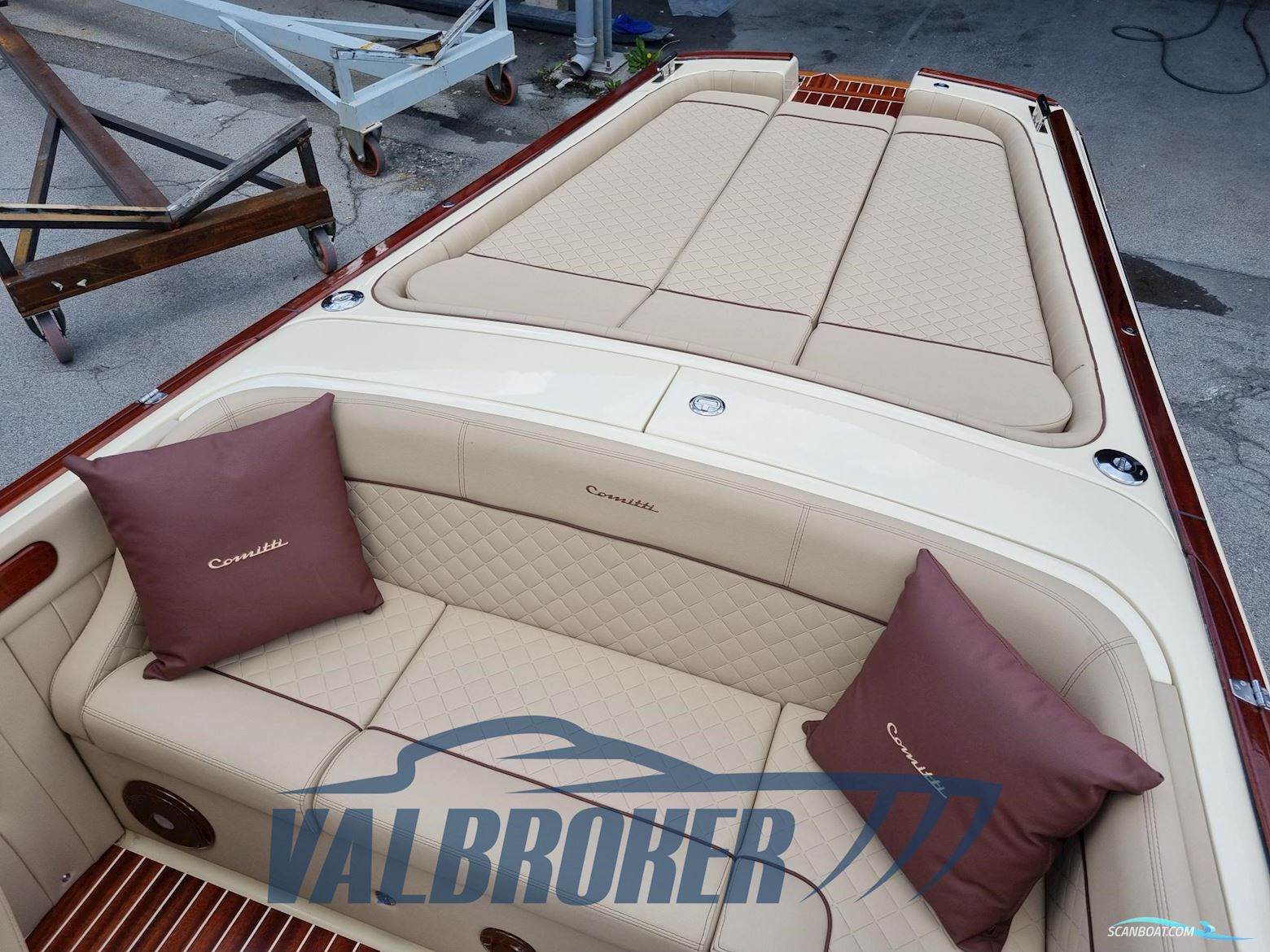 Comitti Wooden Boats Venezia 25 Classic Mahogany