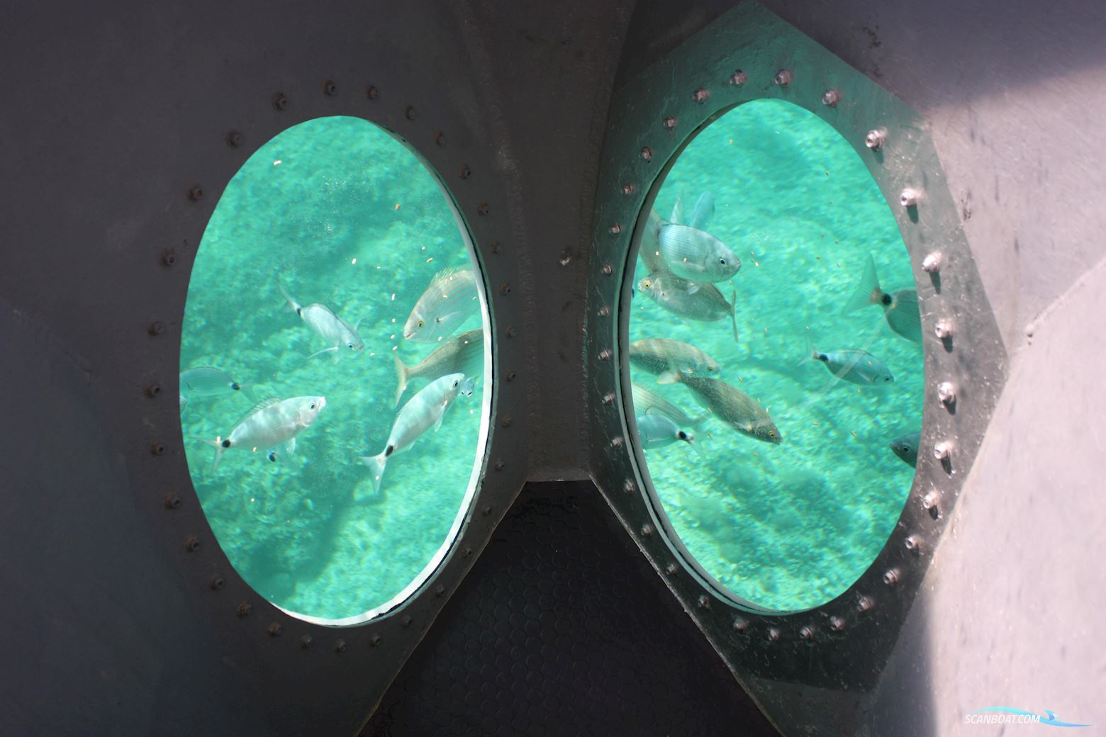 Commercial Submarine boat