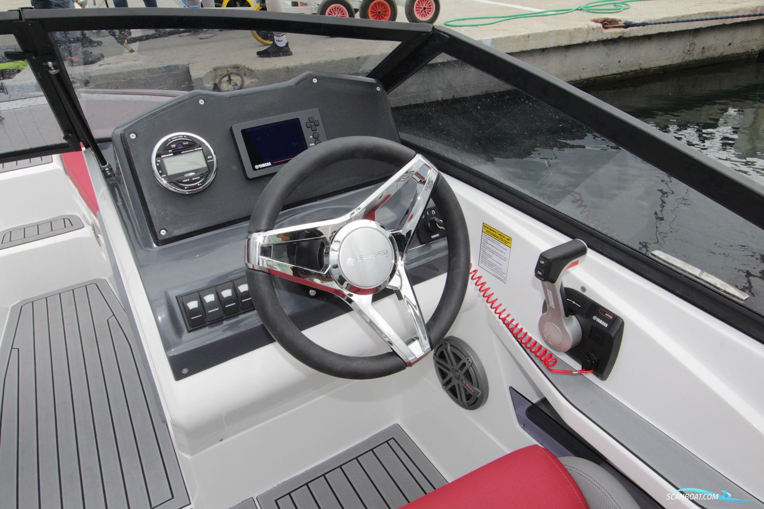 Compass 190 BR Med Mercury F150