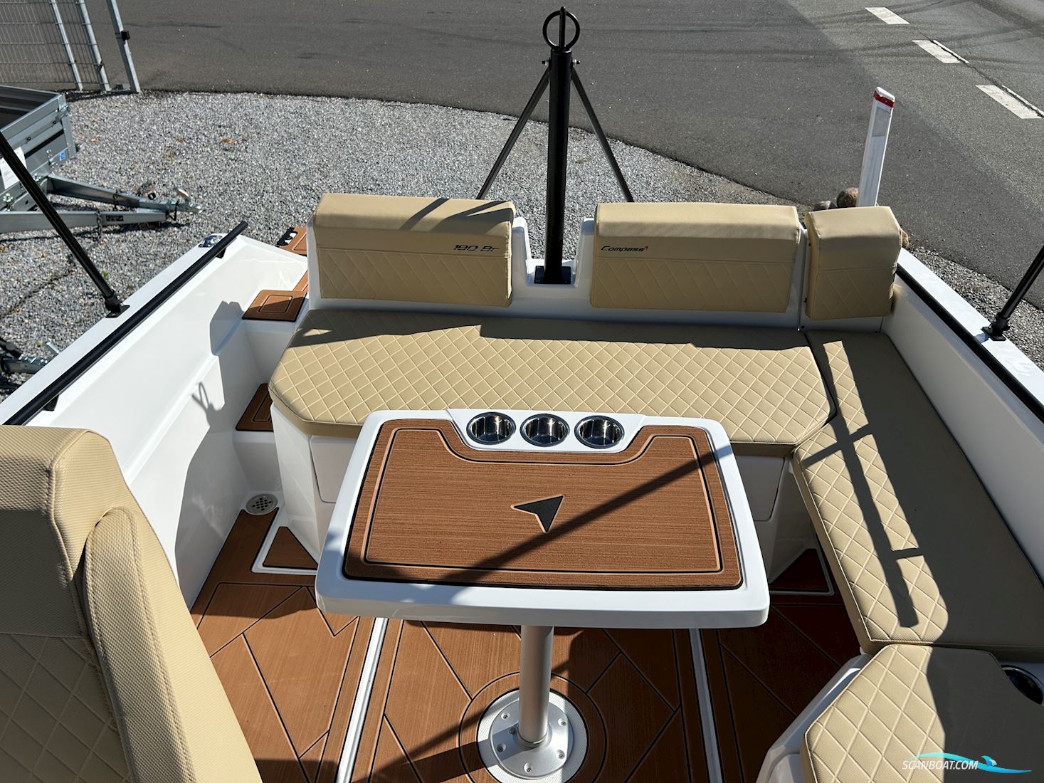 Compass 190 BR Med Mercury F150
