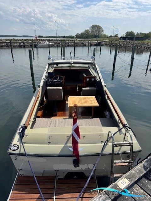 Coronet 24 Midi