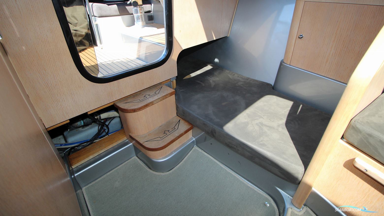 Coronet 290 Sport 