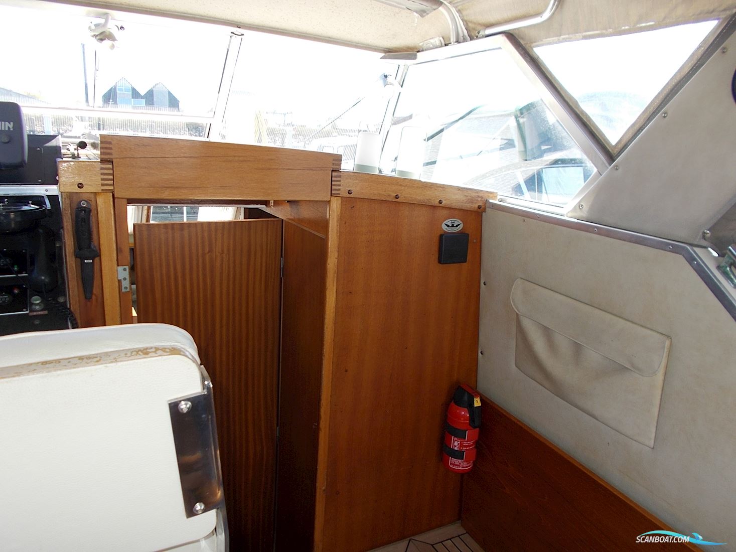 Coronet 31 Aft Cabin