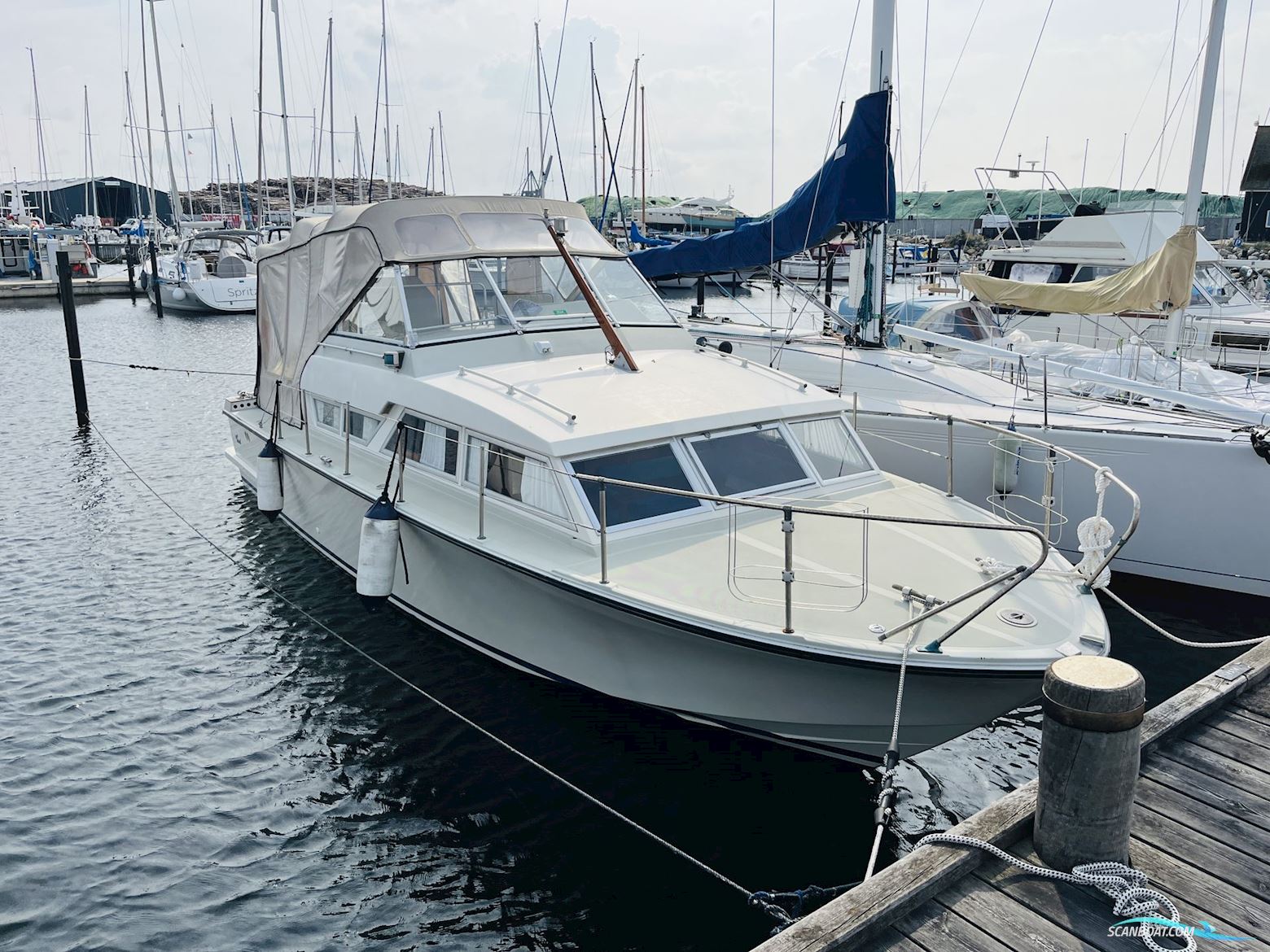 Coronet 32 Oceanfarer