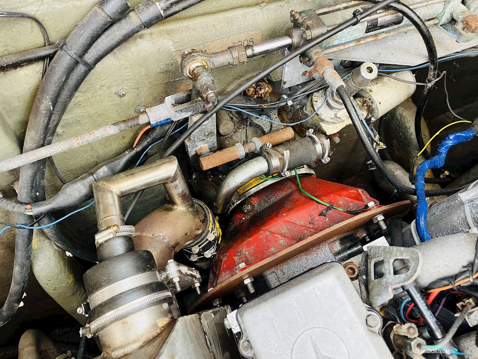 Coronet 32 Oceanfarer