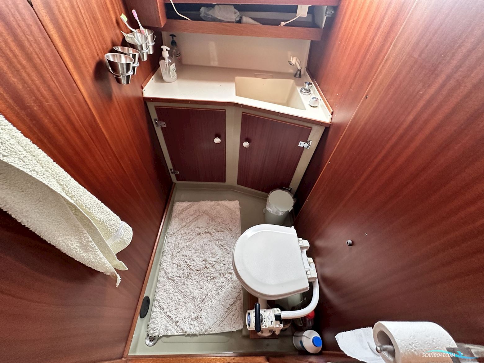 Coronet 32 Oceanfarer