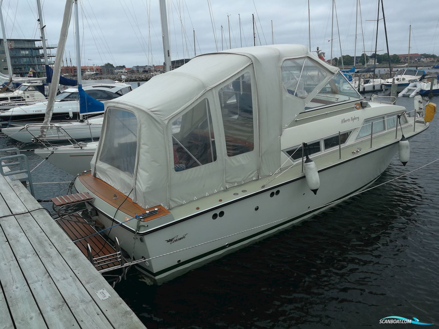 Coronet 32 Oceanfarer