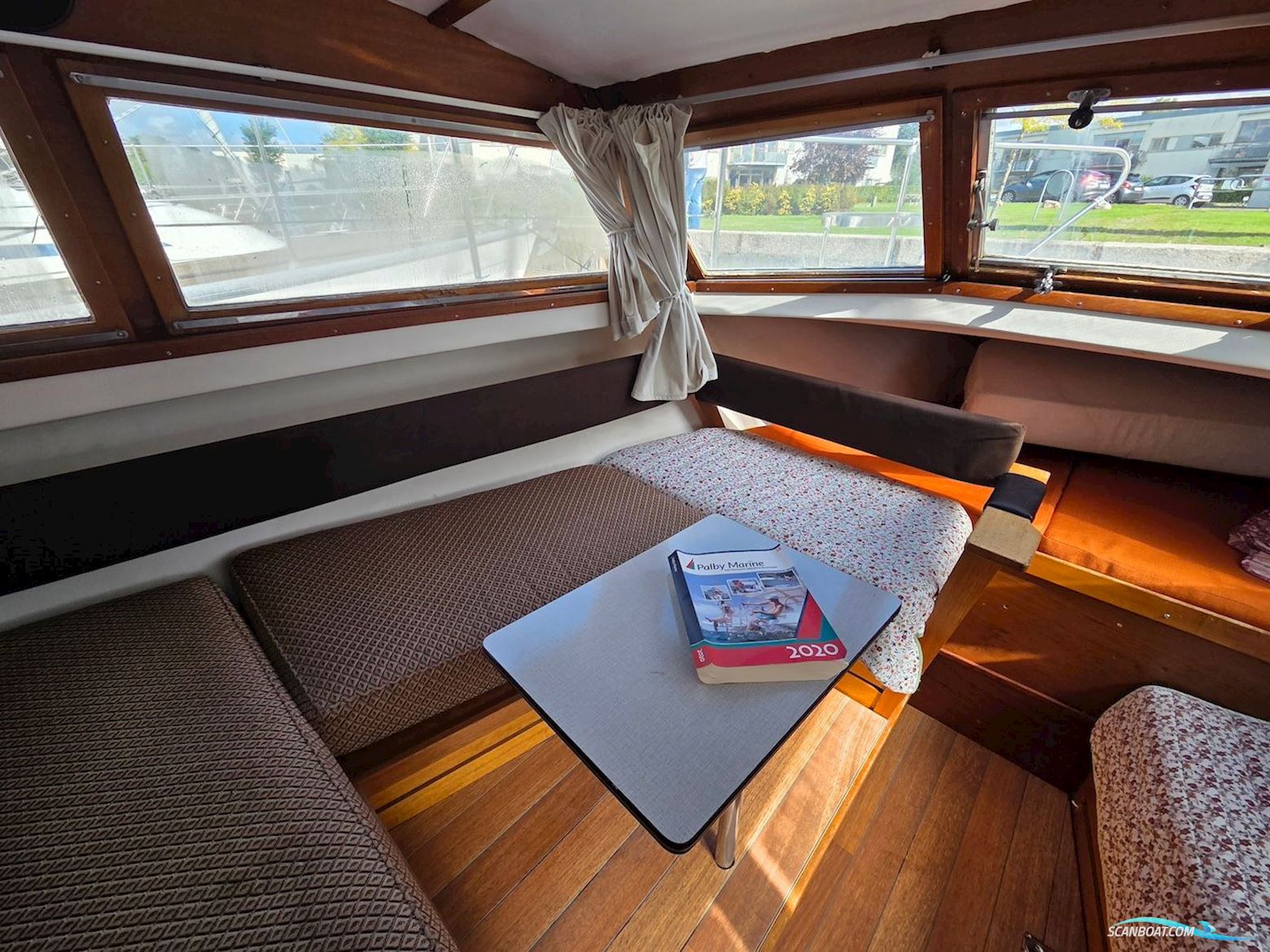 Coronet 32 Oceanfarer