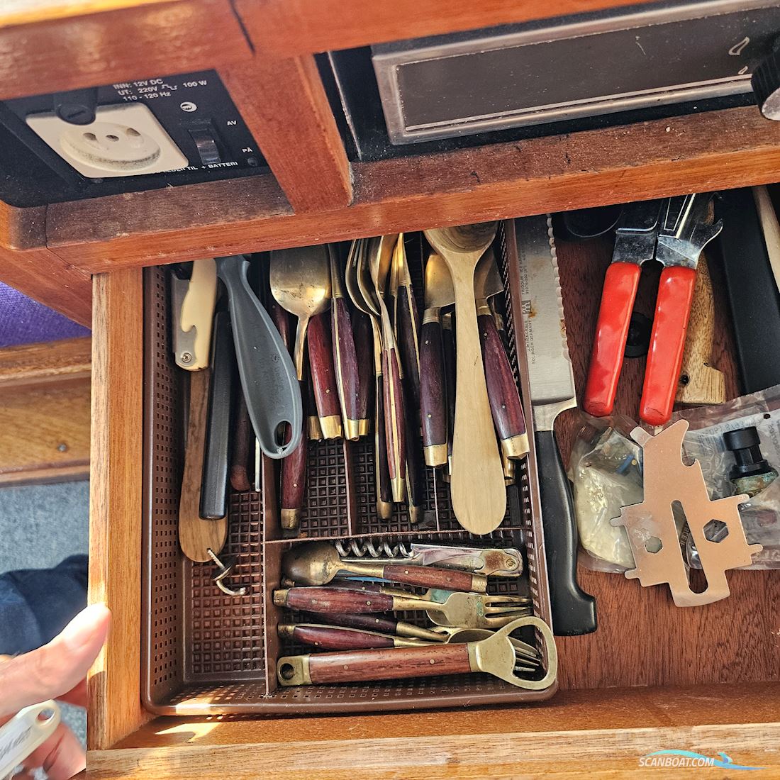 Coronet De Luxe 24 Cabin, Super Billigt April Nyere Mercury Motor