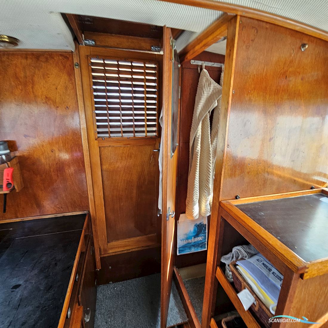 Coronet De Luxe 24 Cabin, Super billigt April tilbud nyere Mercury motor