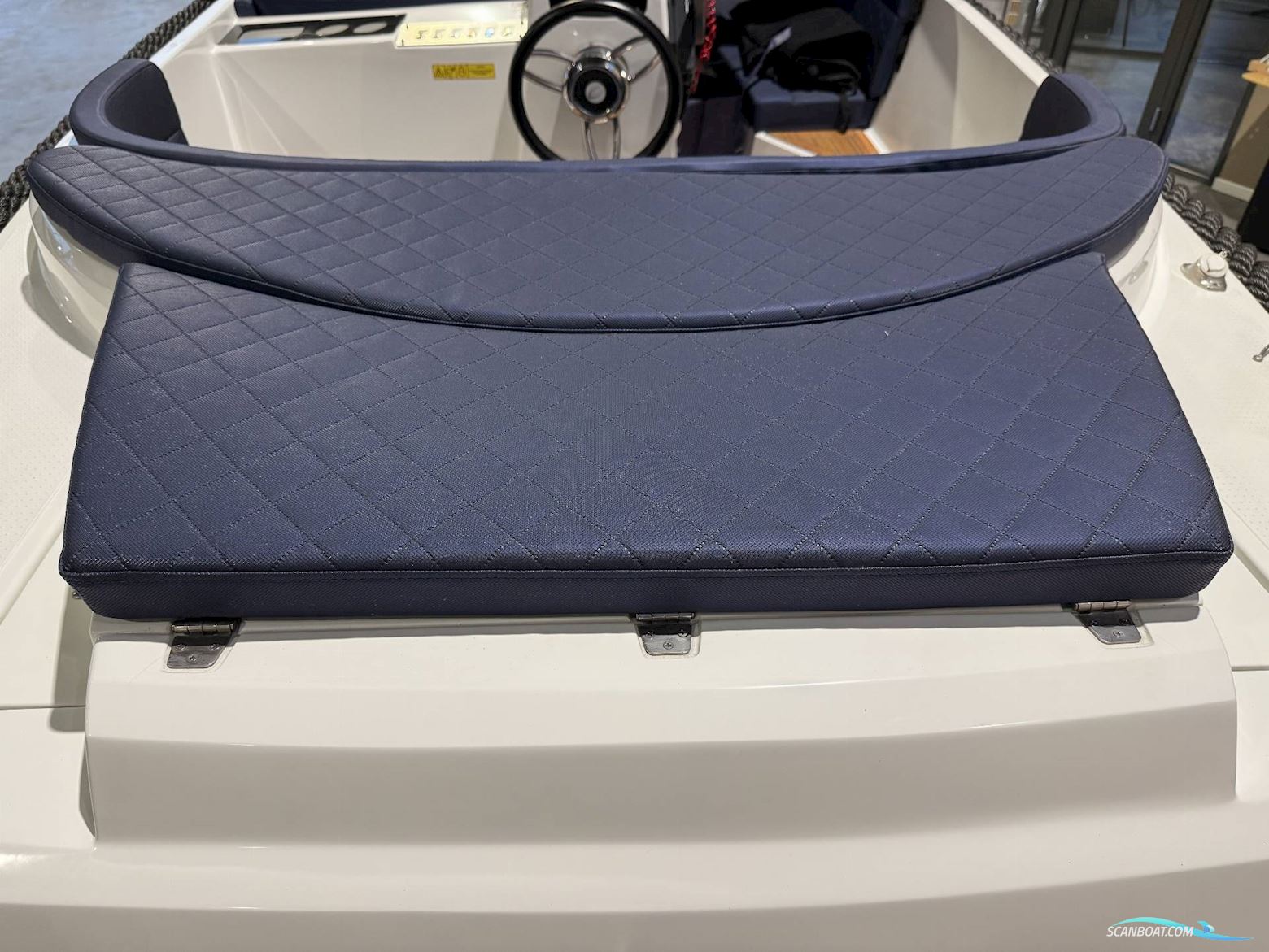 Corsiva 595 Tender - 40 HK Yamaha/Udstyr