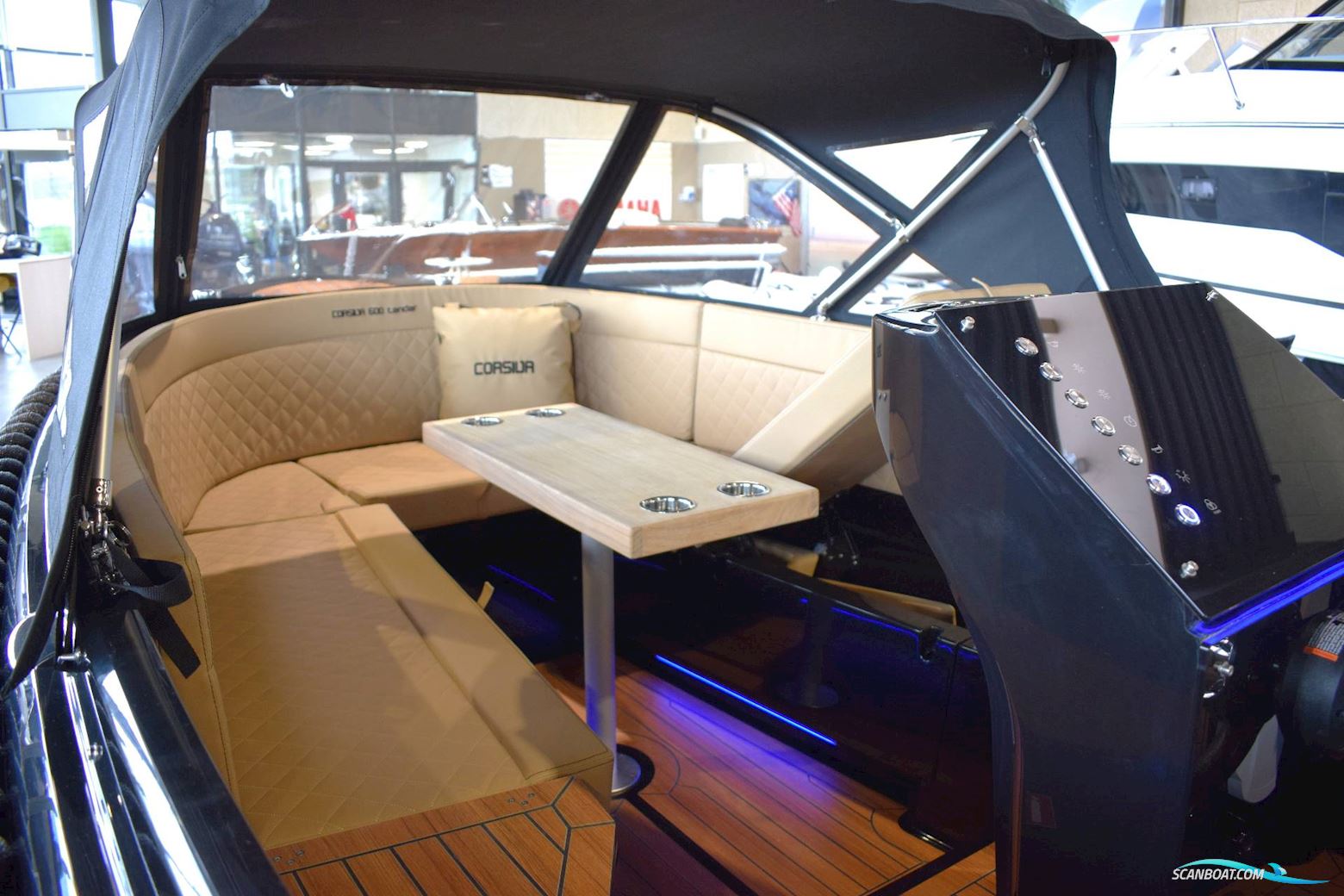 Corsiva 600 Tender - 25 HK Yamaha/Udstyr